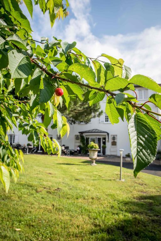 Logis Hotel Restaurant Des Chateaux アゼ・ル・リドー エクステリア 写真