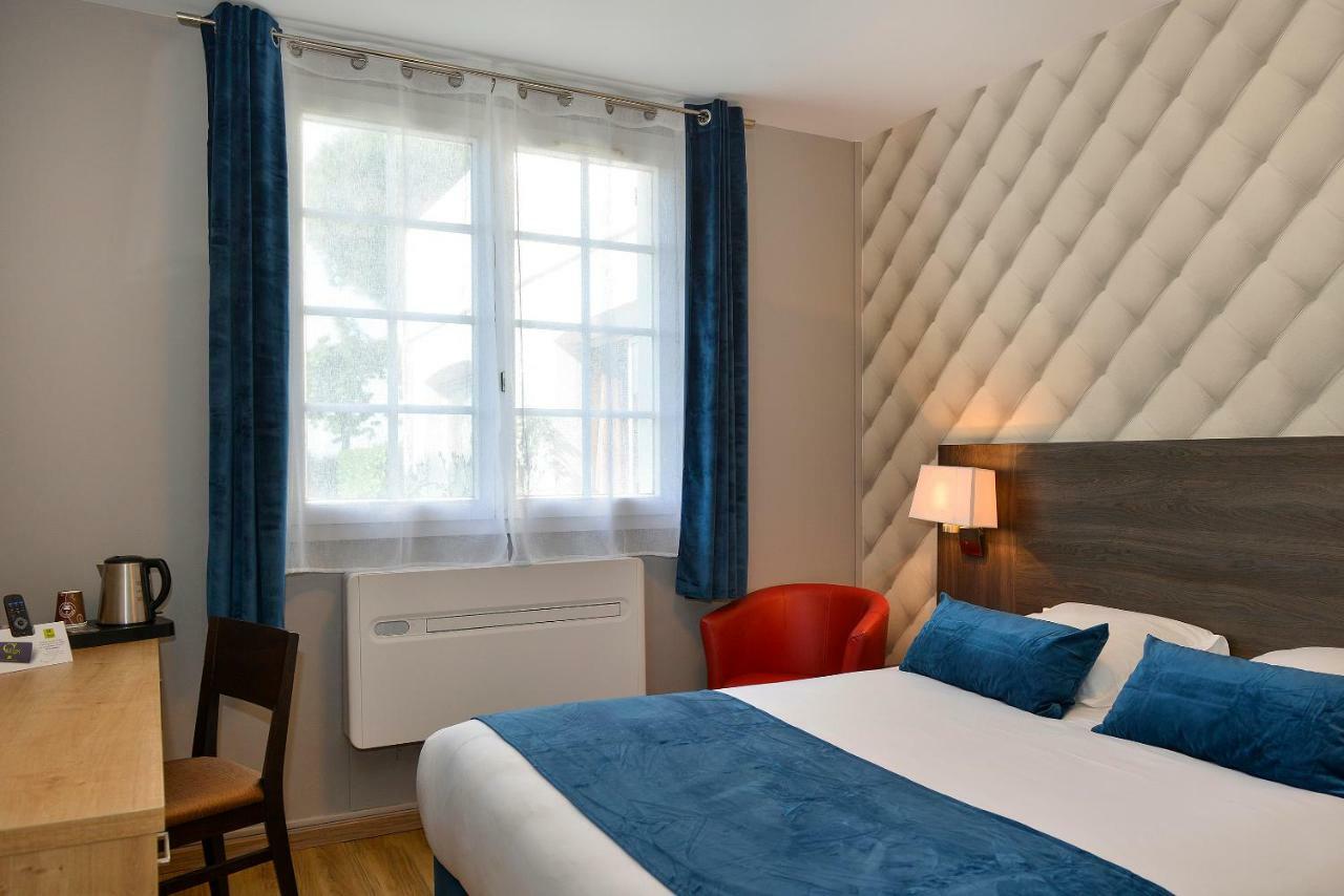 Logis Hotel Restaurant Des Chateaux アゼ・ル・リドー エクステリア 写真